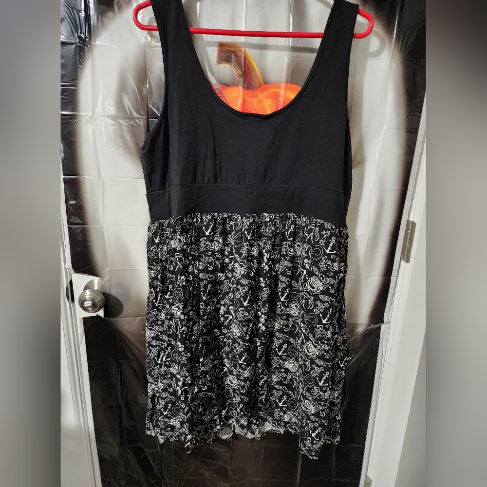 Torrid black and white Tattoo print dress size 2 or 2xl